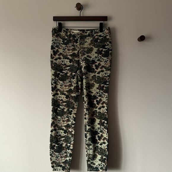 EUC ANTHROPOLOGIE PILCRO CORDUROY CAMOUFLAGE EXPOSED BUTTON FLY SKINNY PANTS - Picture 1 of 10